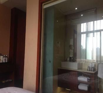 Chengdu Care U Well Hotel Jinjiang  Extérieur photo